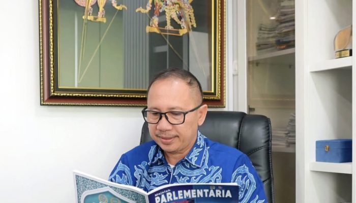 Mengenal Sosok Muhammad Nur Purnamasidi, Alumni FISIP Unej, Anggota DPR RI